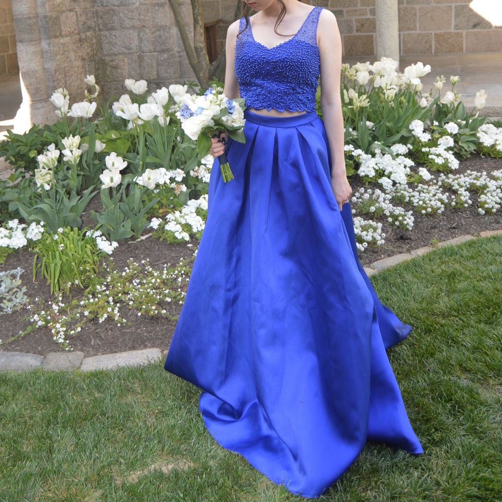 Prom or wedding top with skirt